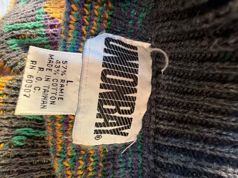 Vintage Unionbay 90s Geometric Pattern Crewneck Knit Sweater, Size L - Picture 3 of 4